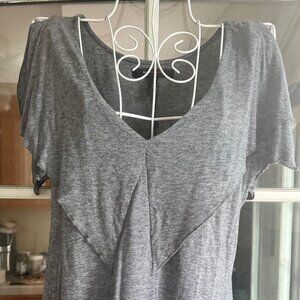 BCBG MAXAZRIA Top  Rayon Spandex slit  short sleeve Gray  Ruffled  Small V-neck
